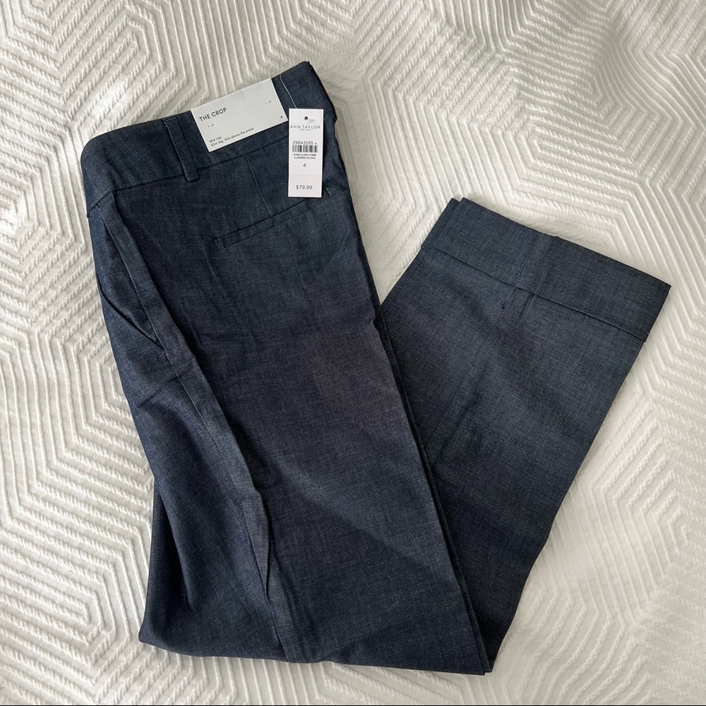✨NWT✨ Ann Taylor The Crop Pant - Size 4 - Polished Denim